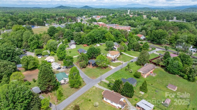 606 Hillcrest St, Hudson, NC 28638 - bird's eye view with a mountain view