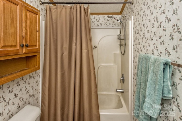 20 Howell Rd, Brevard, NC 28712 - full bath with wallpapered walls, shower / bathtub combination with curtain, toilet, and ornamental molding