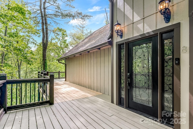 8 Quinn Ct, Asheville, NC 28805 - view of wooden terrace