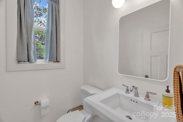 30 Spaulding Dr, Candler, NC 28715 - bathroom featuring a sink and toilet