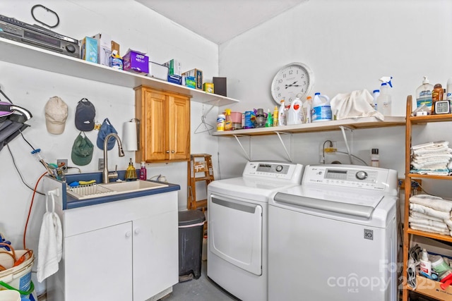 3755 River Rd, Richfield, NC 28137 - laundry room featuring washing machine and clothes dryer and cabinet space