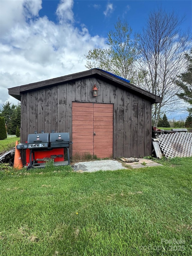 7348 Joe Johnson St, Newland, NC 28657 - view of outdoor structure featuring an outbuilding