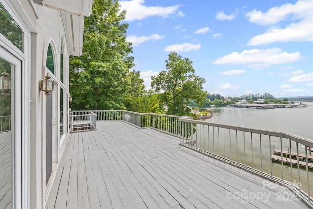 16108 Woolwine Rd, Charlotte, NC 28278 - wooden deck featuring a water view