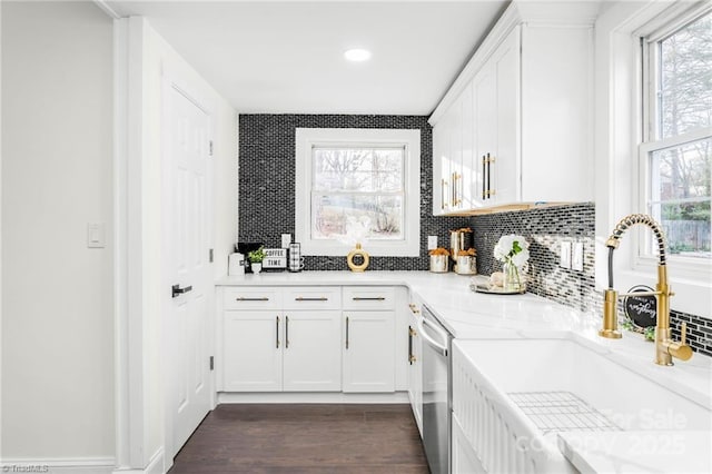900 Gales Ave, Winston Salem, NC 27103 - bar with backsplash, dark wood finished floors, a sink, and dishwasher