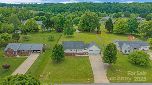 aerial view of property and surrounding area