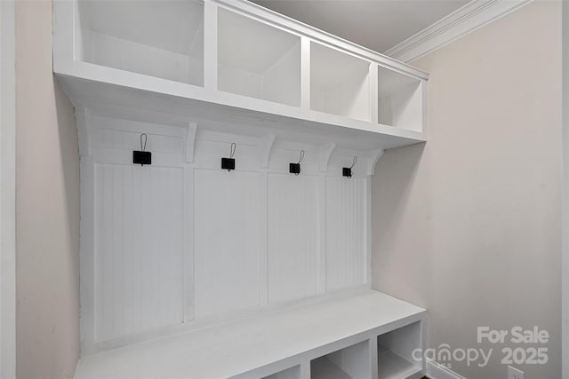 10906 Charmont Pl, Huntersville, NC 28078 - mudroom with crown molding