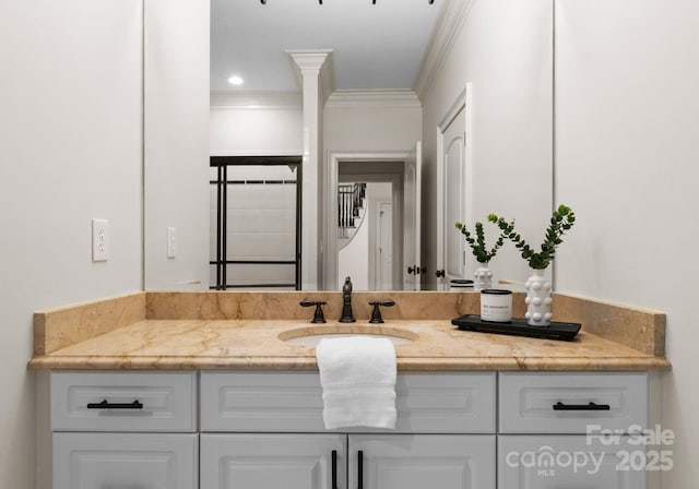 4429 Cameron Oaks Dr, Charlotte, NC 28211 - bathroom with vanity and crown molding