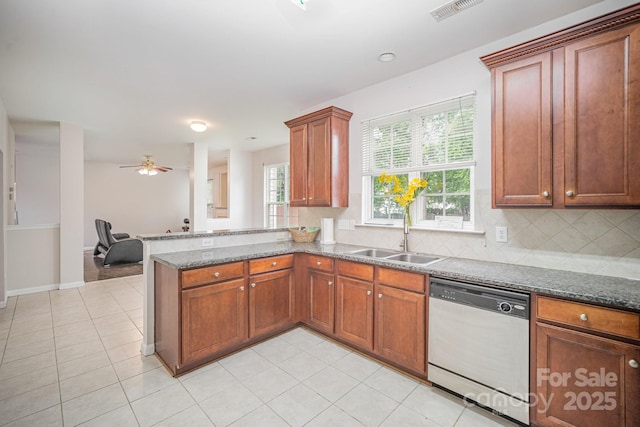 15037 Taylor Ridge Ln Unit 25, Charlotte, NC 28273 - kitchen with dishwasher, a sink, healthy amount of natural light, and a peninsula