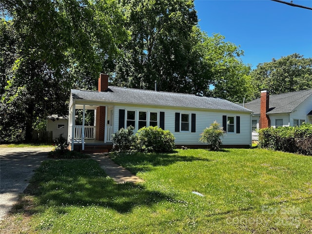 1119 Sanders St, Rock Hill, SC 29732 - single story home featuring a chimney and a front yard