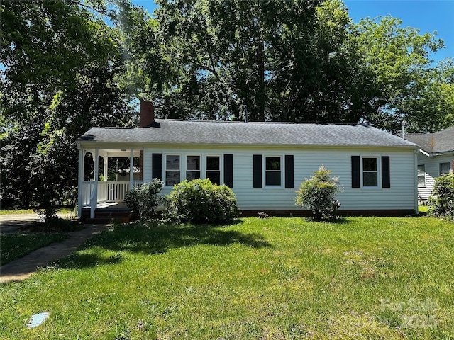 1119 Sanders St, Rock Hill, SC 29732 - view of front of property featuring a chimney and a front yard