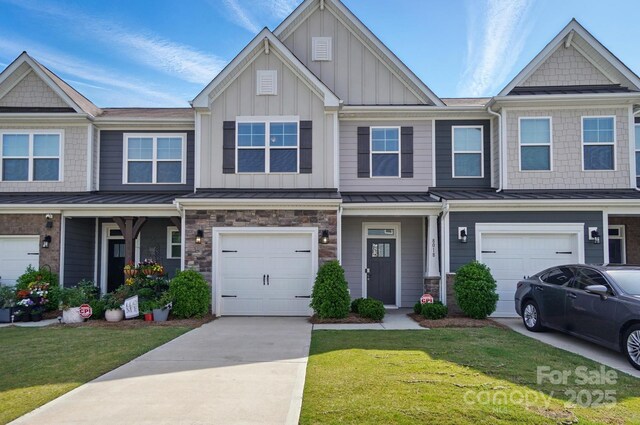 8018 Saluda Dr, Charlotte, NC 28269 - photo 1