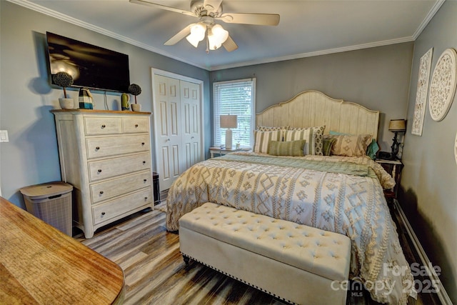 800 Sunset Rd, Cherryville, NC 28021 - bedroom with wood finished floors, a closet, crown molding, and ceiling fan