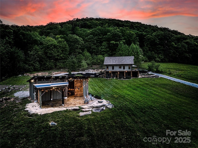 55 Maynards Way, Hendersonville, NC 28792 - view of green lawn with a view of trees