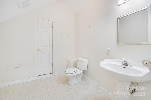 57 Lake Pointe Cir, Hendersonville, NC 28792 - photo 26