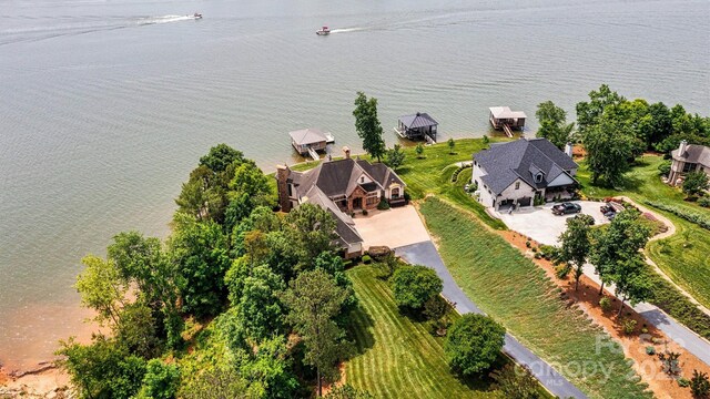 6205 Plantation Pointe Dr, Granite Falls, NC 28630 - drone / aerial view of a large body of water