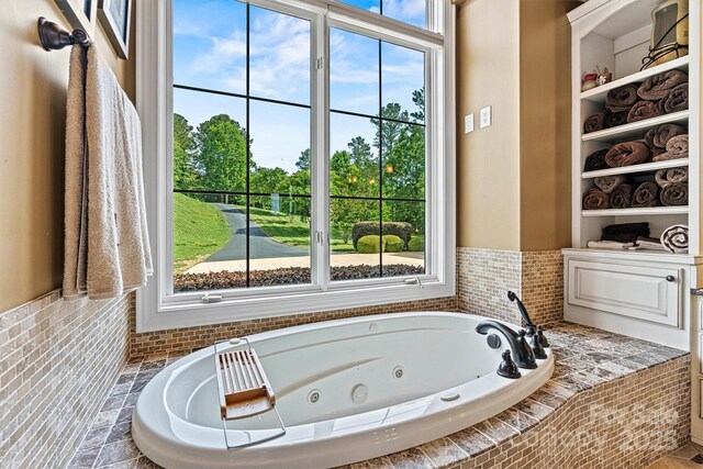 6205 Plantation Pointe Dr, Granite Falls, NC 28630 - full bath featuring a tub with jets
