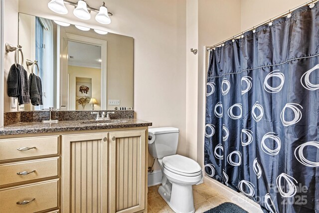 6205 Plantation Pointe Dr, Granite Falls, NC 28630 - full bath with tile patterned floors, toilet, vanity, ornamental molding, and a shower with curtain