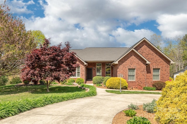 28 Tudor Crescent Ct, Hendersonville, NC 28739 - photo 2