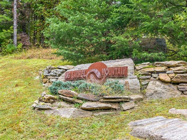34 Laurel Hts, Mars Hill, NC 28753