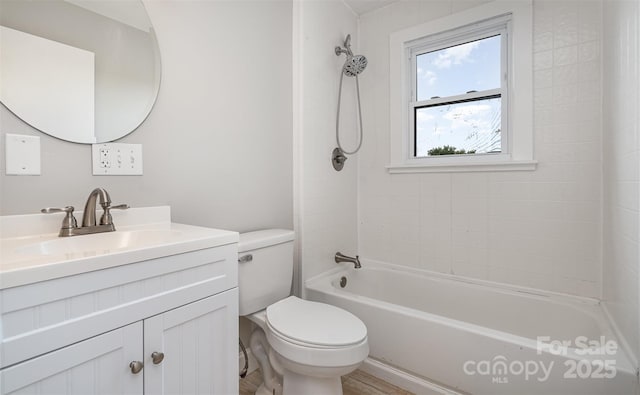 506 7th St SW, Hickory, NC 28602 - full bathroom featuring toilet, vanity, and shower / bathtub combination