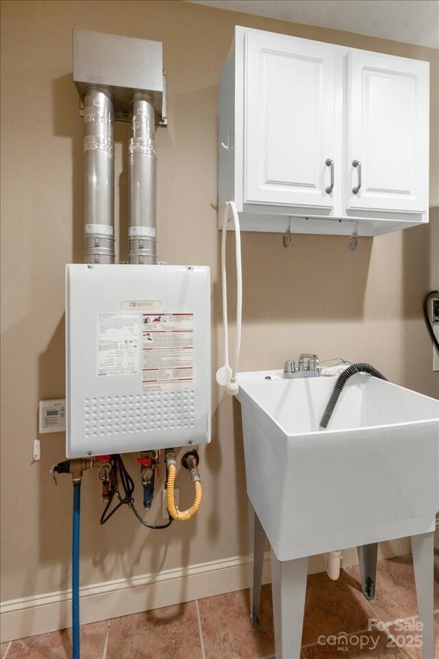 452 Kyfields, Weaverville, NC 28787 - utilities featuring water heater and a sink