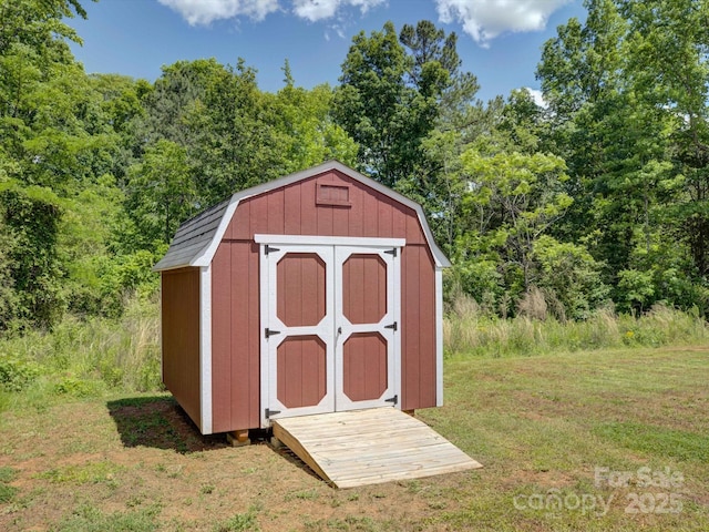 1454 King Rd, York, SC 29745 - view of shed featuring a forest view