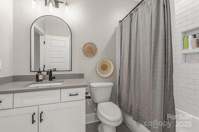1445 Cherry Laurel Dr, Waxhaw, NC 28173 - bathroom with vanity and shower / bathtub combination with curtain
