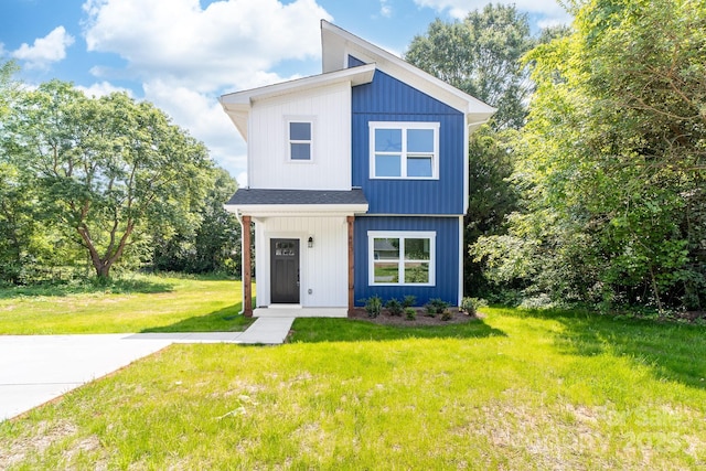 413 Jose St, Shelby, NC 28150 - modern home with a front yard