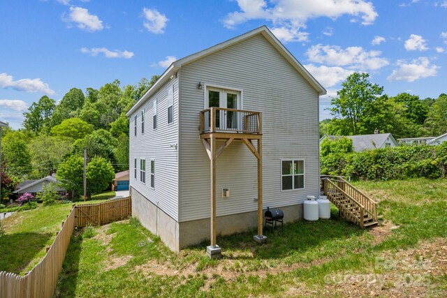 274 Old Bristol Rd, Boone, NC 28607 - back of property featuring a balcony and stairs