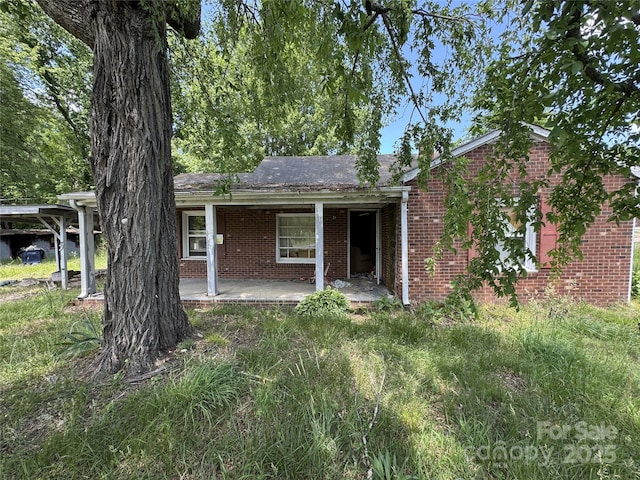 31 Conrad St, Lexington, NC 27295 - view of front of property featuring brick siding