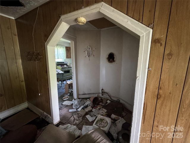 31 Conrad St, Lexington, NC 27295 - bonus room featuring baseboards
