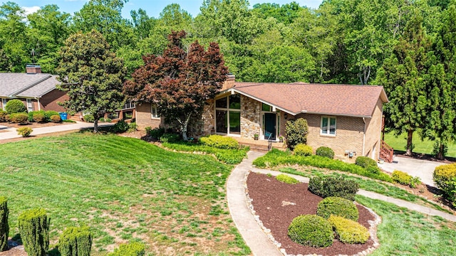3520 4th Street Blvd NW, Hickory, NC 28601 - mid-century home with a front yard, brick siding, and roof with shingles