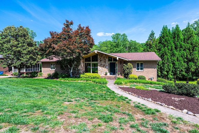3520 4th Street Blvd NW, Hickory, NC 28601 - mid-century inspired home with a front yard and brick siding