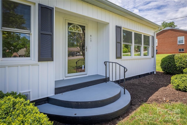 417 Mountain View Ave SE, Valdese, NC 28690 - view of property entrance