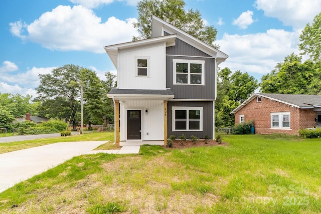 424 Airline Ave, Shelby, NC 28150 - view of front of house with a front yard and concrete driveway