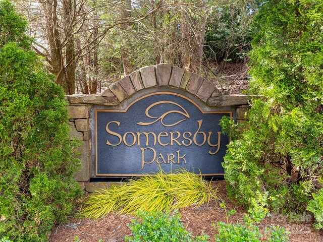 770 Somersby Pkwy, Hendersonville, NC 28739