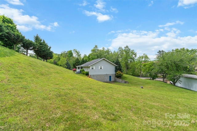 17 Gun Flint Dr, Burnsville, NC 28714 - view of green lawn