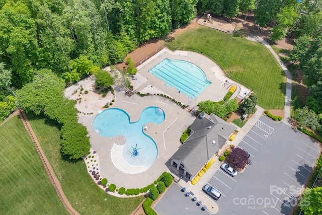 5727 Lavaux Ct, Charlotte, NC 28214 - drone / aerial view of a pool