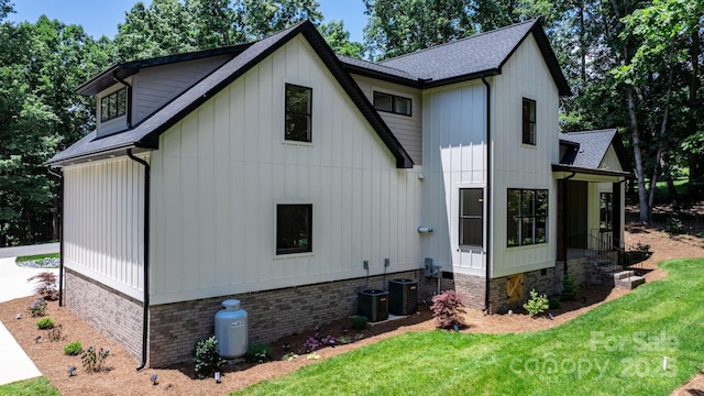 111 Greens Rd, Granite Falls, NC 28630 - photo 4
