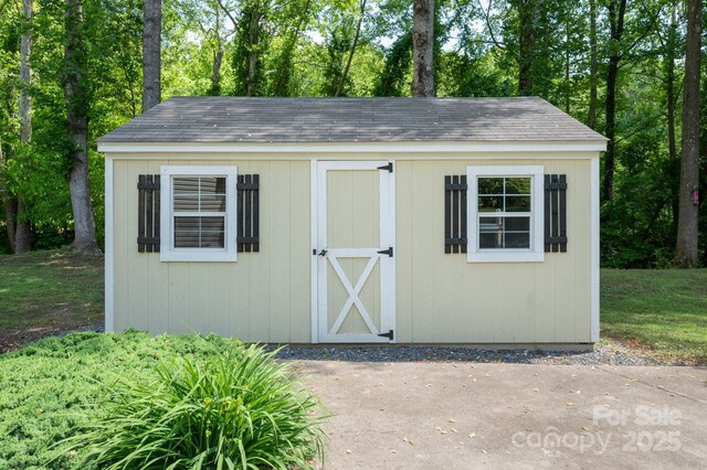 19 Lynnbrook Way, Columbus, NC 28722 - view of shed