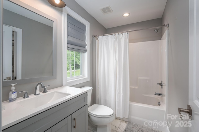 bathroom with toilet, vanity, shower / tub combo with curtain, and recessed lighting