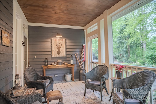 view of sunroom / solarium