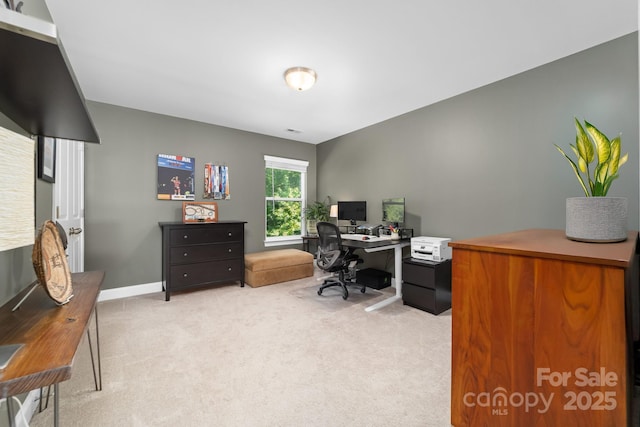 3615 Alamito Ln, Charlotte, NC 28214 - carpeted office space with baseboards
