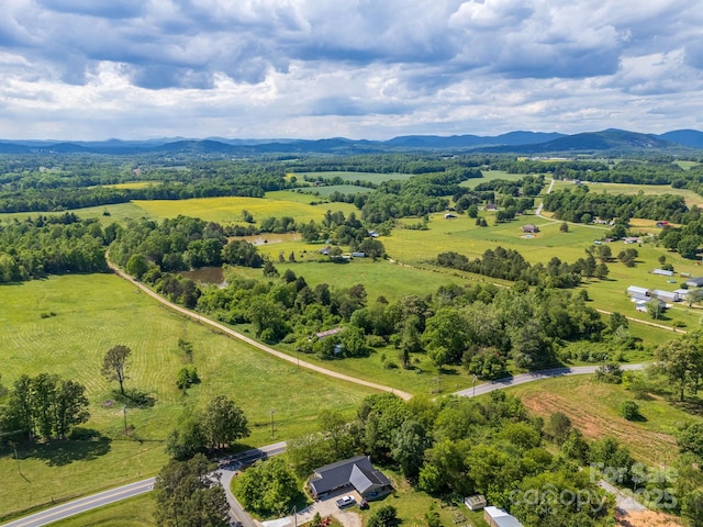 191 Bluebird Dr, Hiddenite, NC 28636