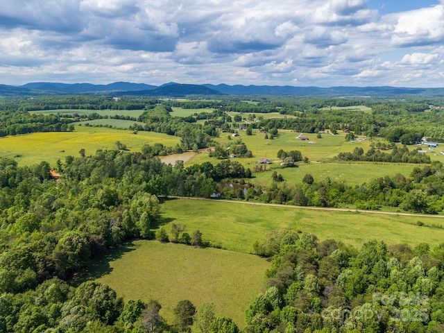 191 Bluebird Dr, Hiddenite, NC 28636