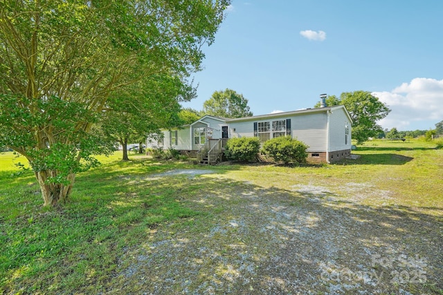 4122 Canal Rd, Marshville, NC 28103 - view of front facade featuring a front yard and crawl space
