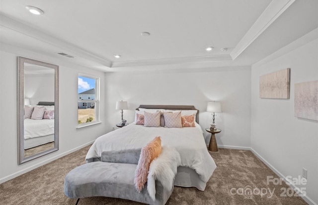 bedroom featuring carpet floors, a tray ceiling, baseboards, and recessed lighting