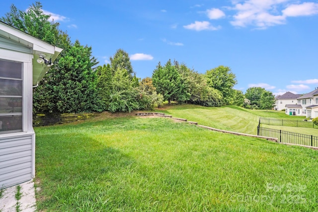 6227 Castlecove Rd, Charlotte, NC 28278 - view of yard