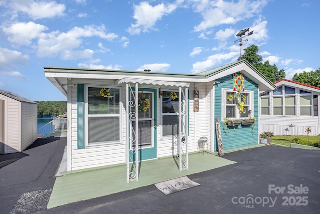 125 Maple St, New London, NC 28127 - view of front facade