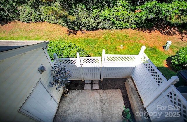 4938 Sunset Ridge Ct, Charlotte, NC 28269 - view of yard with fence